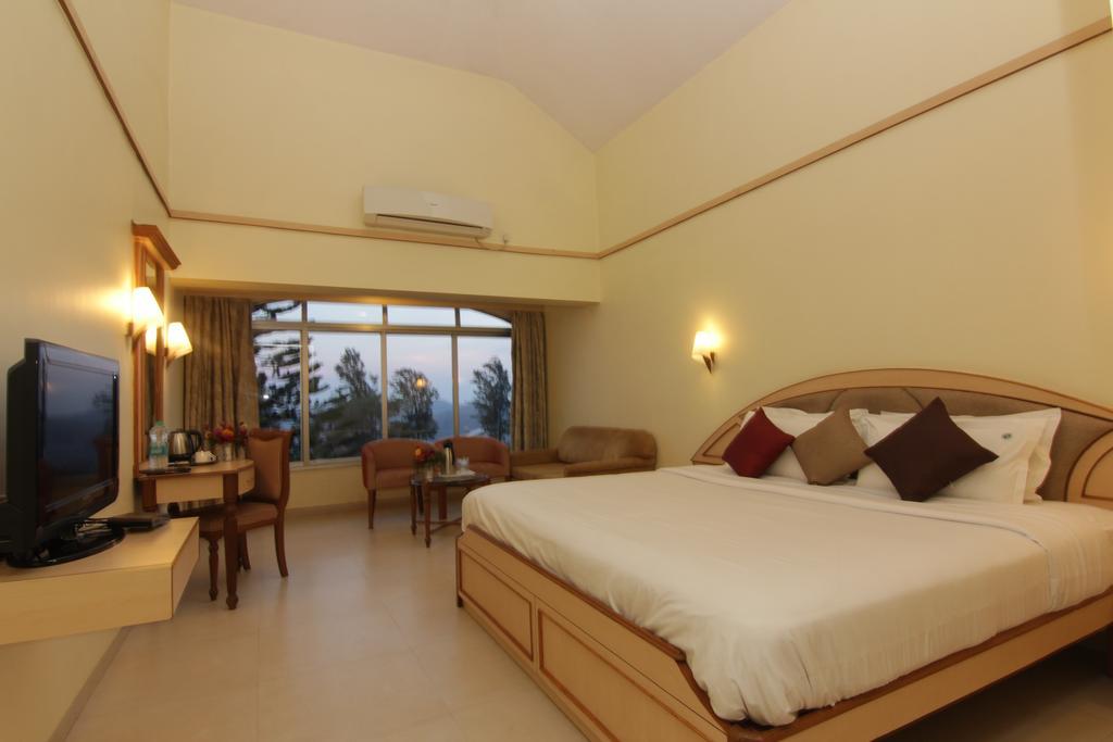 Aveda Blue Country Resort Panchgani Exterior foto